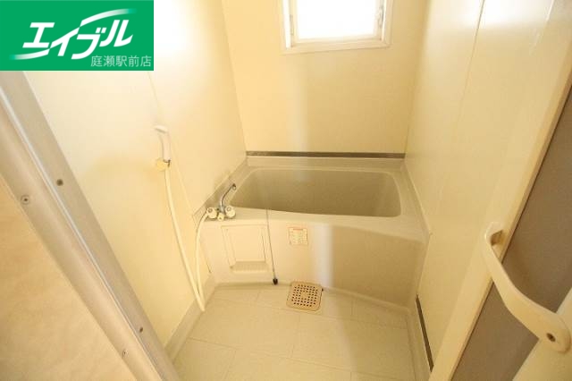 バス・シャワールーム　写真は同タイプのお部屋です