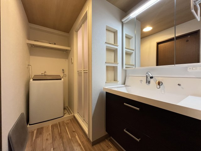 洗面設備　過ごしやすい室内です