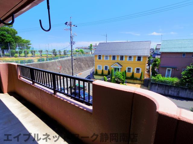 バルコニー　バルコニー付きです