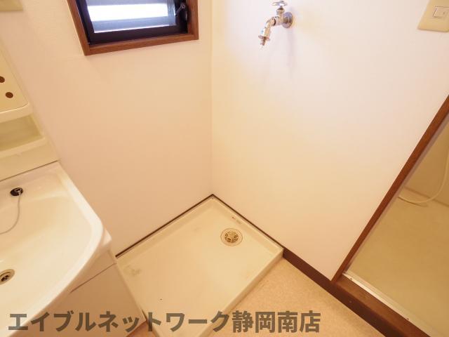 その他設備　洗濯機置場です