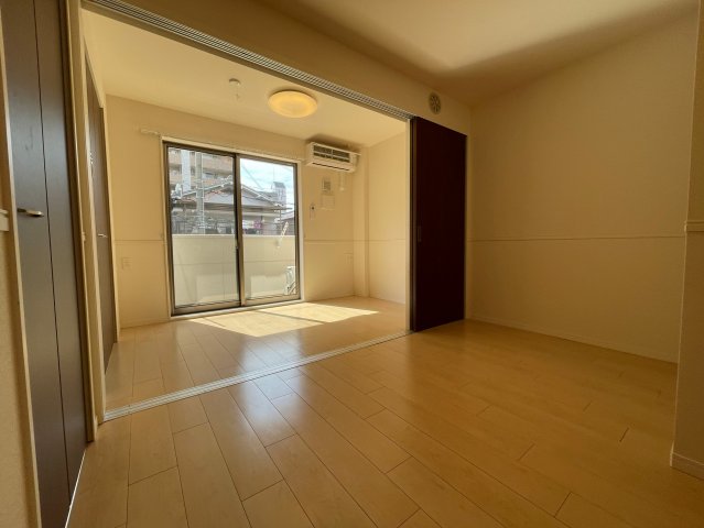 居室・リビング　詳細は、RISUMO江坂本店→06-6155-7137まで♪