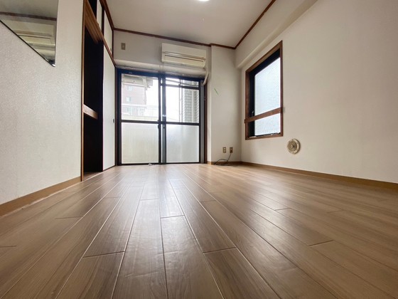 居室・リビング　※別部屋の写真です