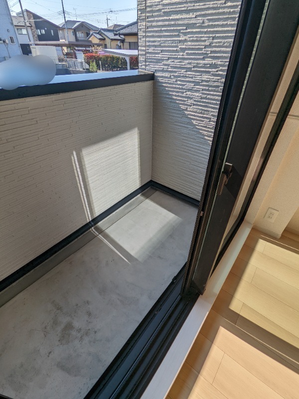 バルコニー　図面と現状に相違がある場合には現状を優先