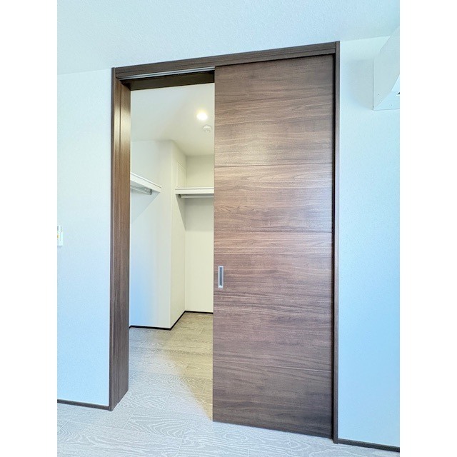 収納　容量豊富なウォークインクローゼット♪