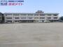 小学校　津市立養正小学校（小学校）まで300m