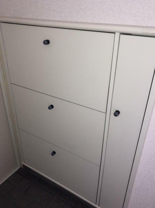 玄関　シューズボックス有