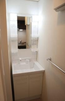 洗面設備　使いやすい独立洗面台