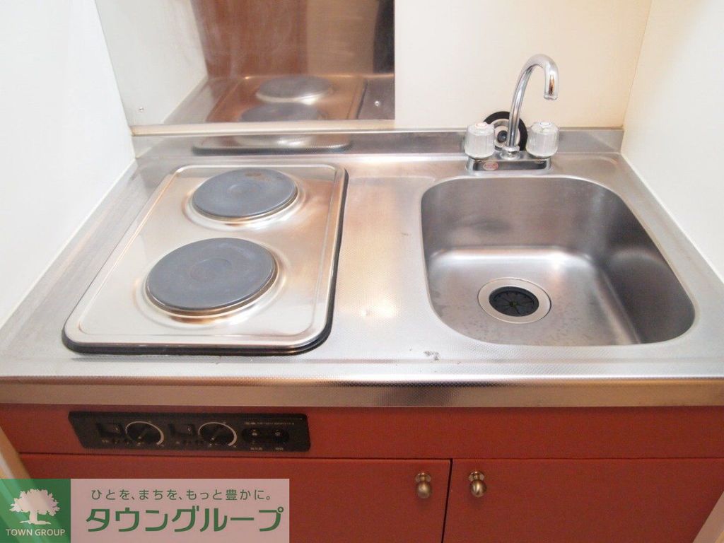 キッチン　二口電気コンロ