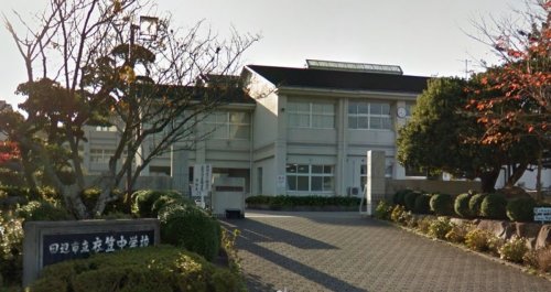 中学校　田辺市立衣笠中学校（中学校）まで1522m