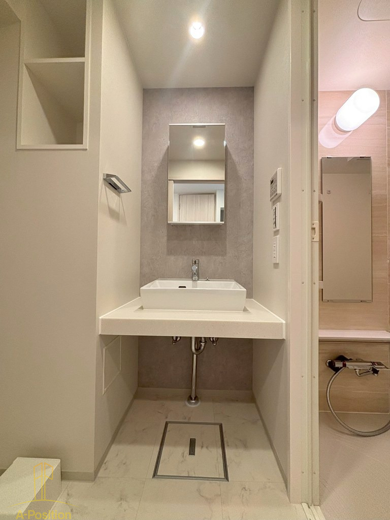 洗面設備　コンフォリア・リヴ北浜淡路町