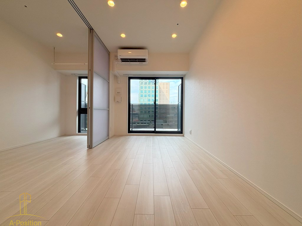 居室・リビング　コンフォリア・リヴ北浜淡路町