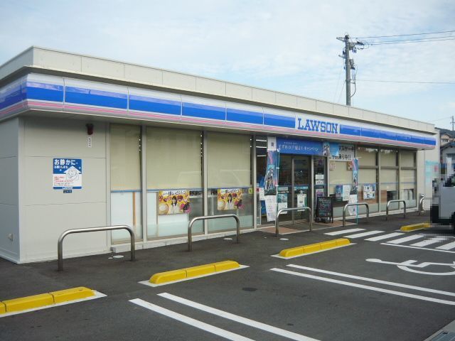 コンビニ　ローソン熊野平谷１丁目店（コンビニ）まで400m
