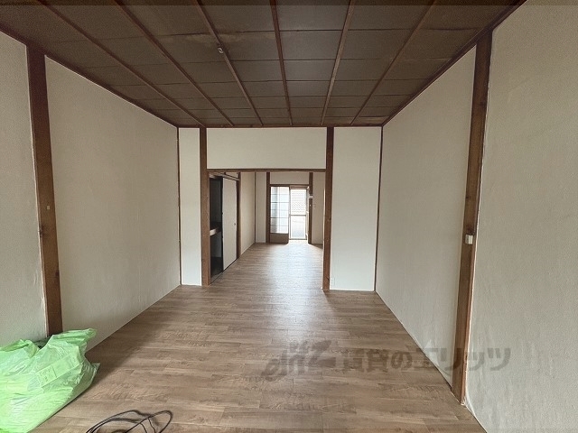 居室・リビング　洋室