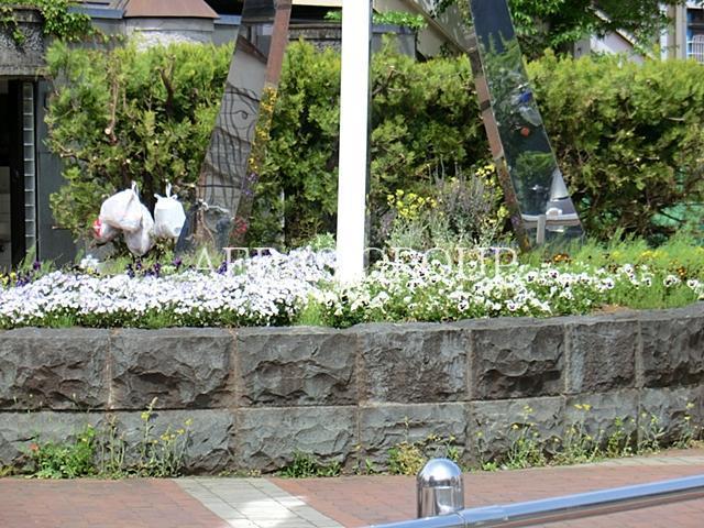 公園　牛浜駅東口公園（公園）まで183m