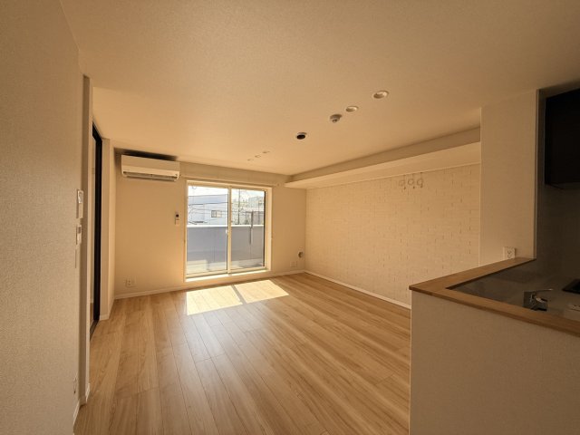 居室・リビング　別号室の写真です。