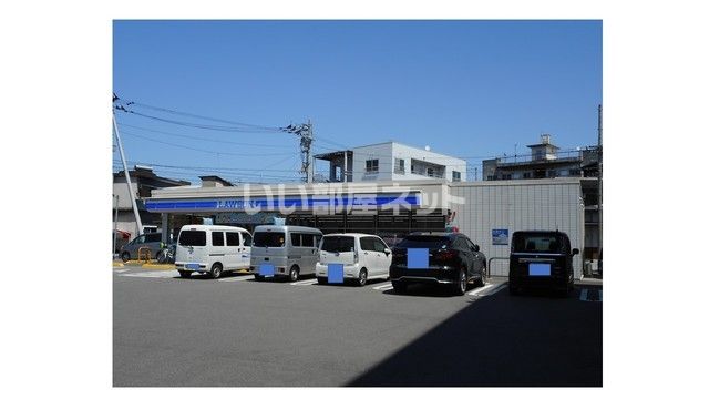 コンビニ　ローソン 四国中央川之江町港通店（コンビニ）まで1720m
