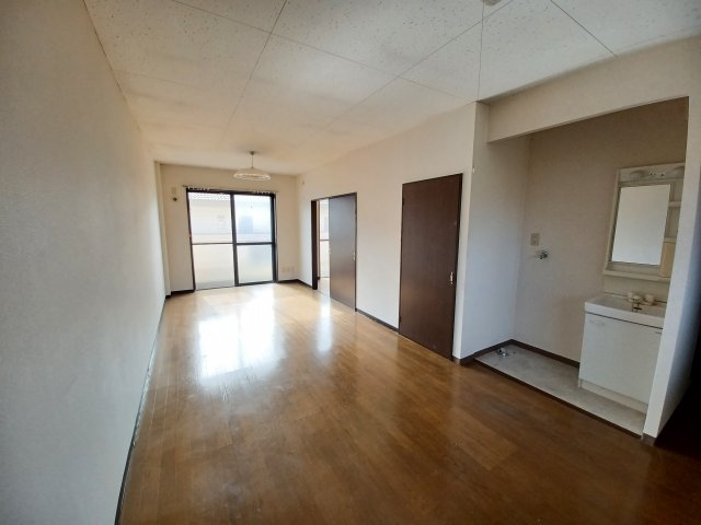 居室・リビング　ゆったりとした居間です