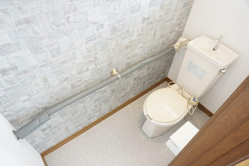 トイレ　トイレ