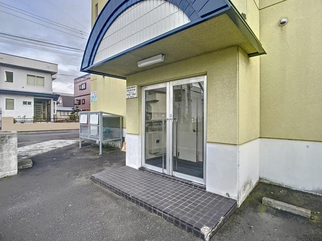 エントランス　エントランス