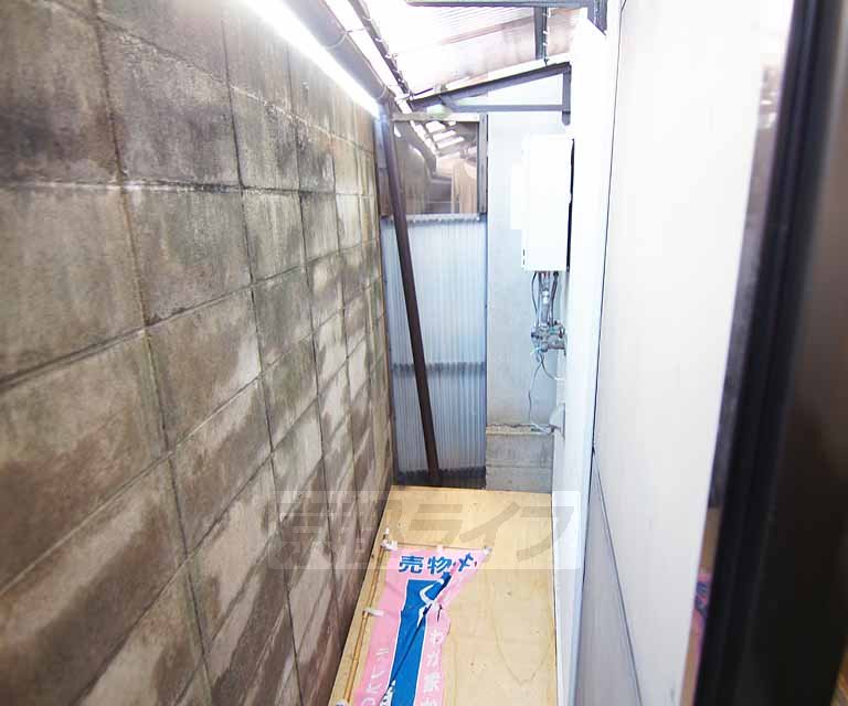 バルコニー　リビングの外側です。