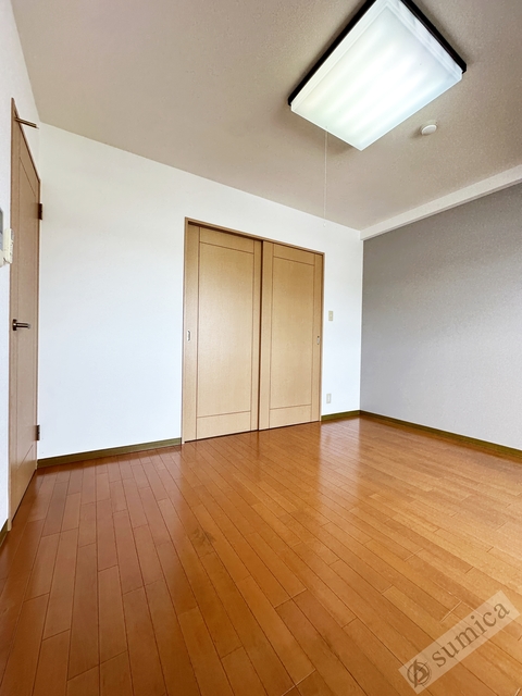 その他設備　明るい光が差し込むお部屋です♪♪