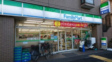 コンビニ　ファミリーマート 杉並成田東五丁目店（コンビニ）まで346m