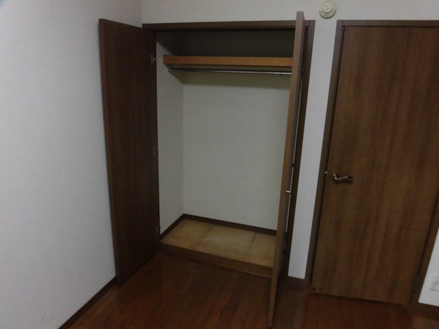 収納　大きな収納スペースもあるので収納面も安心です