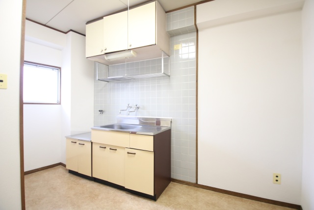 キッチン　※別号室の参考写真です※