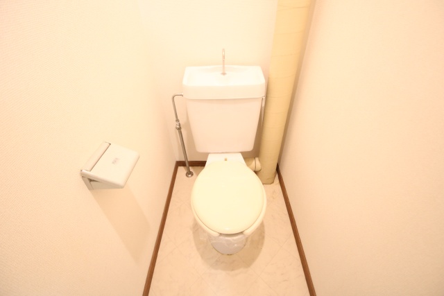 トイレ　※別号室の参考写真です※