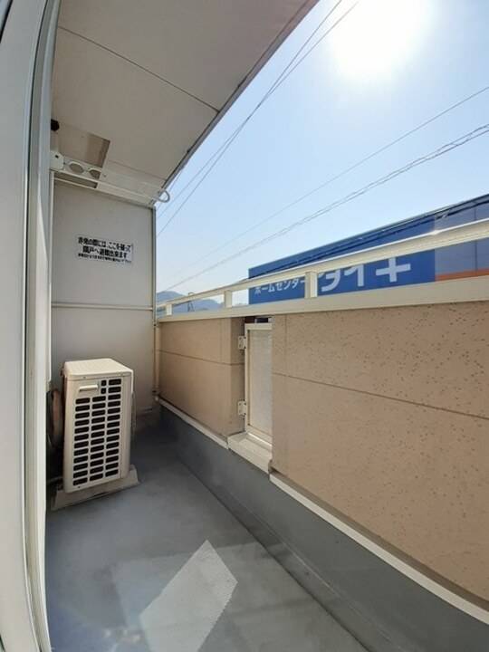 バルコニー　バルコニー