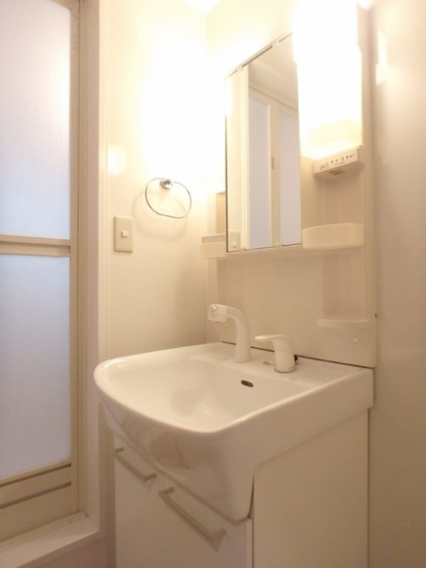 洗面設備　図面と現状に相違がある場合には現状を優先．．．