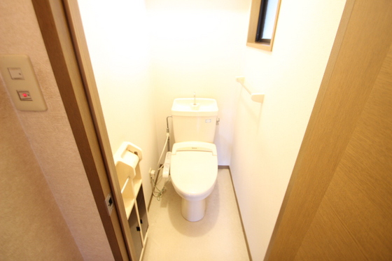 トイレ　※別部屋の写真です。