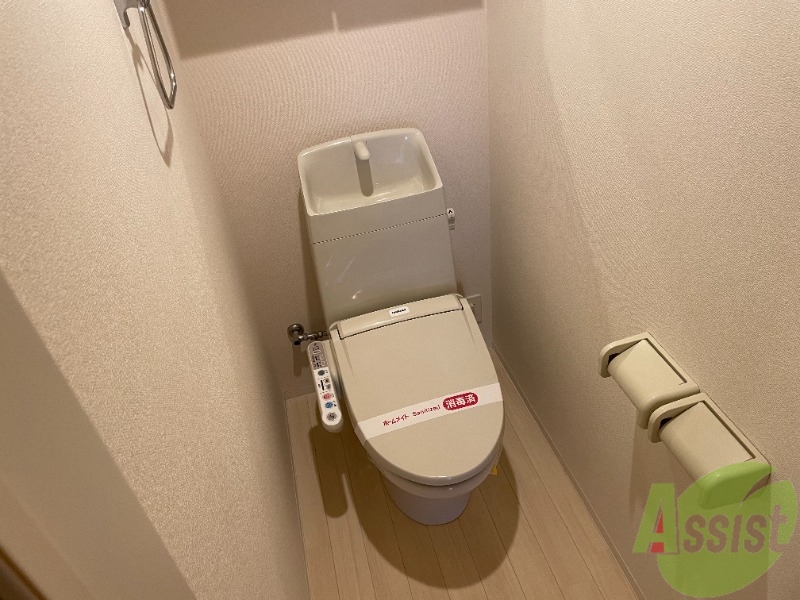 トイレ　こちらはトイレです。清潔感があり、安心して使用できます。