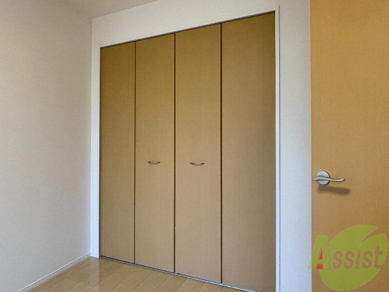 収納　クローゼットがありました。お洋服や荷物はここへ