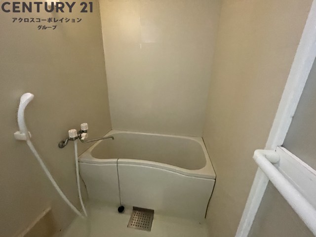 バス・シャワールーム　バストイレ別です☆