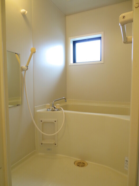 バス・シャワールーム　Ｂ２０３　バスルーム