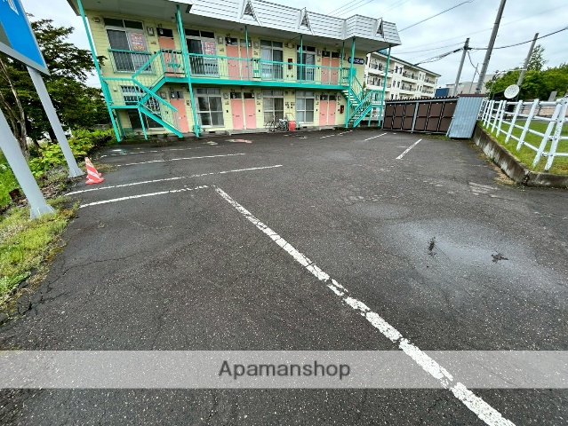 駐車場　駐車場