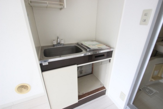 キッチン　※別部屋の写真です