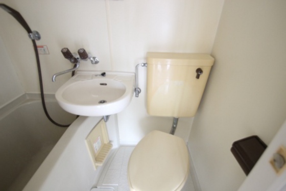 洗面設備　※別部屋の写真です