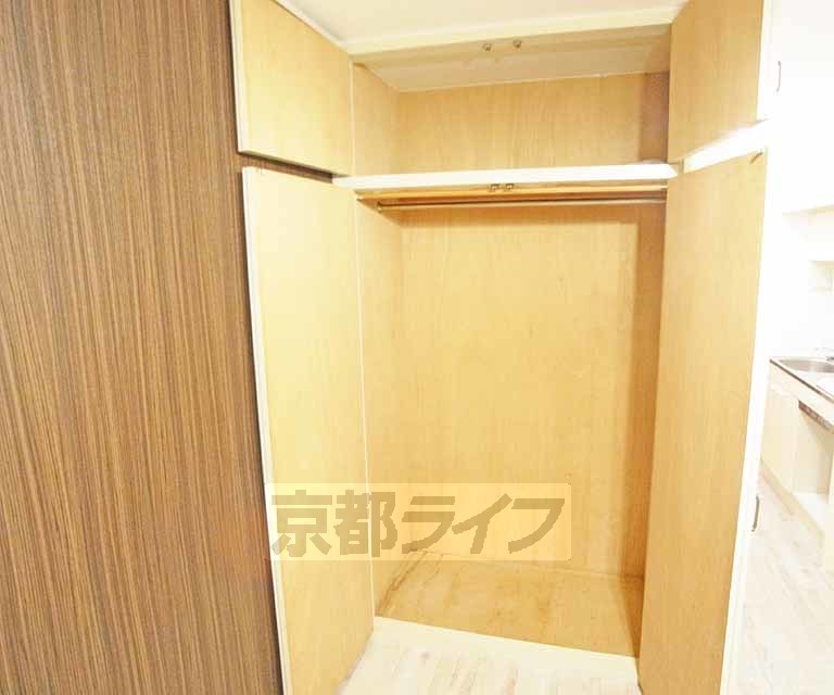 収納　上下に分かれているので、収納し易いですね