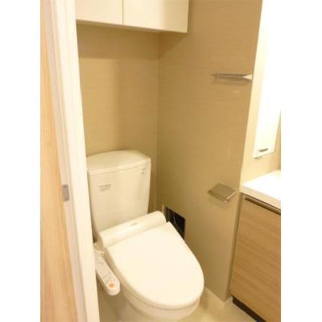 トイレ　※写真は同タイプ住戸です。