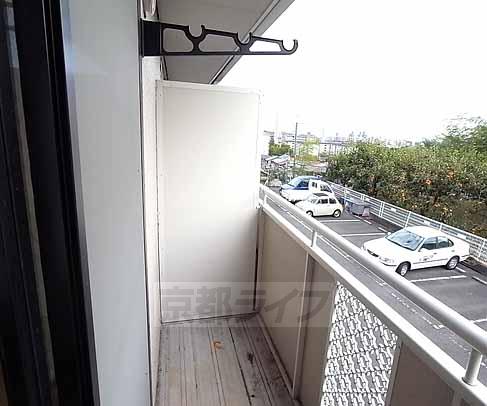 バルコニー　日当たりの良いバルコニー。