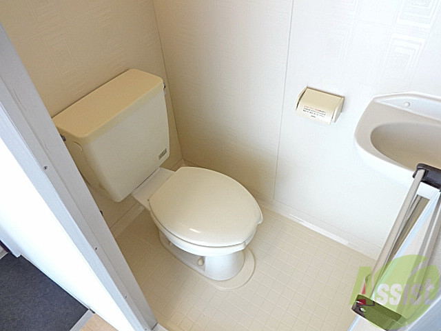 トイレ　３点ユニットの利点！トイレのお掃除もらくらくです。