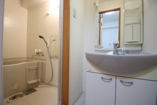 洗面設備　※別室の参考写真の為、現況優先です。