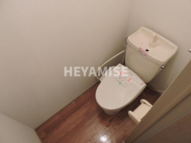 トイレ　※同物件反転タイプの写真でございます※現況を優先します※
