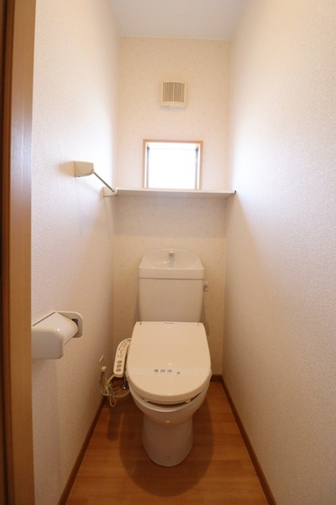 トイレ　他号室写真です