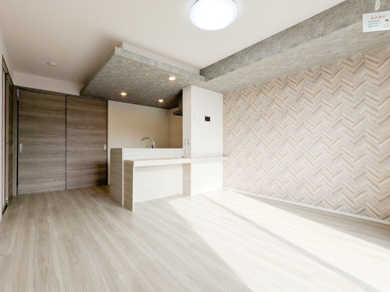 居室・リビング　図面と現状に相違がある場合には現状を優先