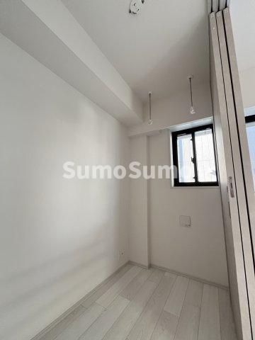 居室・リビング　広々とした洋室です