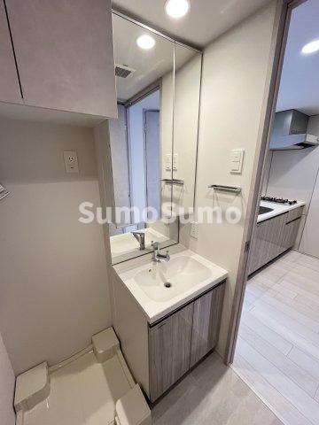 洗面設備　使いやすい洗面所です