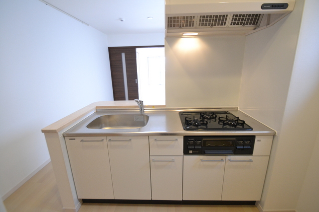 キッチン　対面カウンターキッチンです